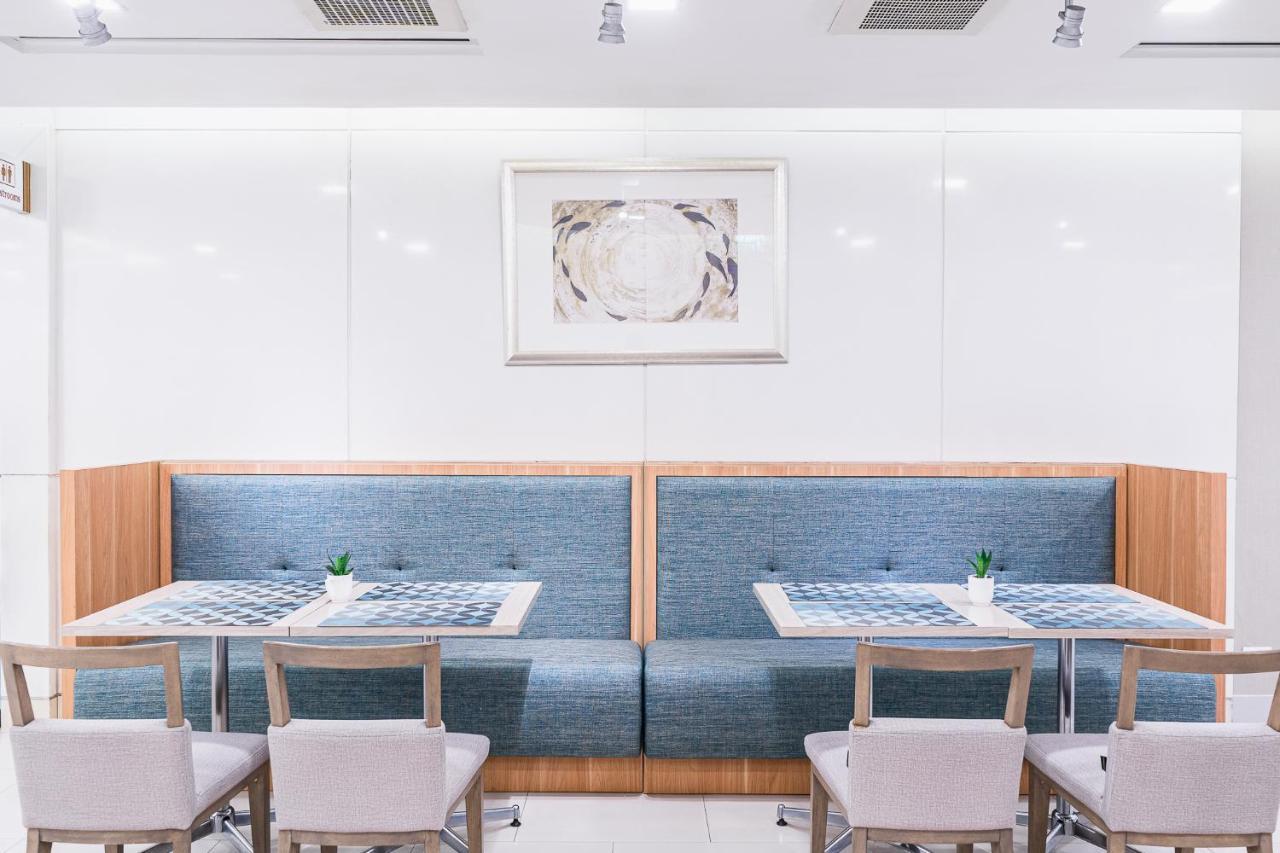 茉莉花豪华公寓-Sha认证 曼谷 外观 照片 The interior of the restaurant