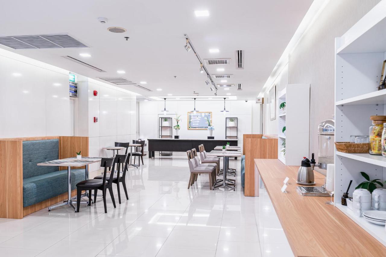 茉莉花豪华公寓-Sha认证 曼谷 外观 照片 The lounge at Taoyuan International Airport