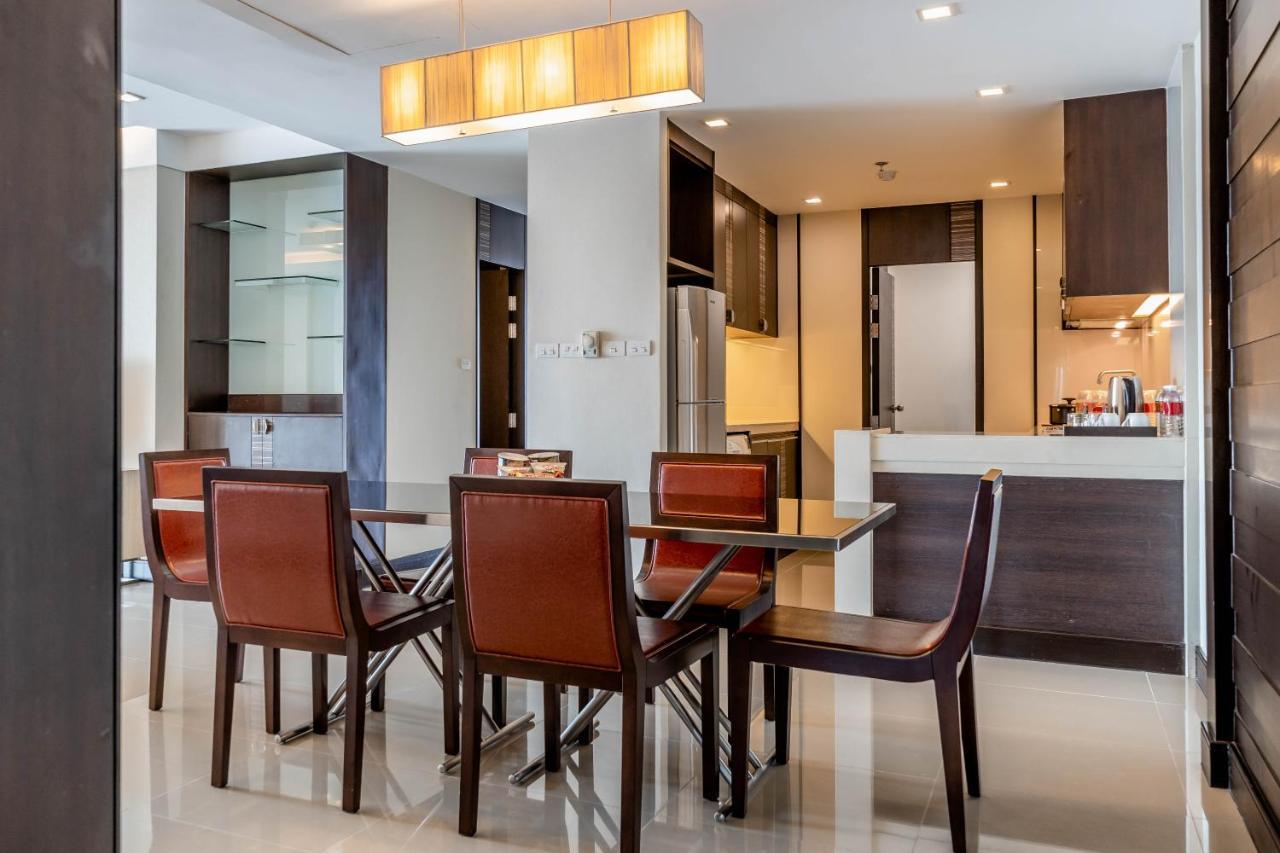 茉莉花豪华公寓-Sha认证 曼谷 外观 照片 A modern dining room