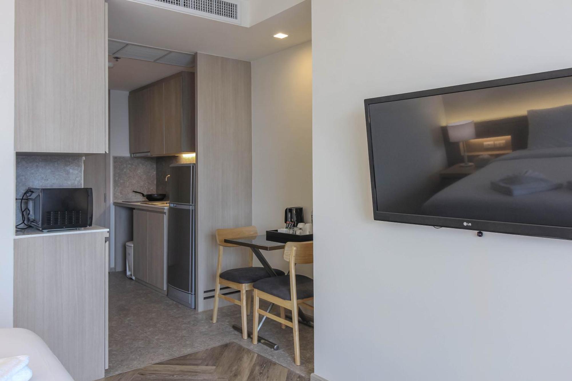 茉莉花豪华公寓-Sha认证 曼谷 外观 照片 A studio apartment in the UK