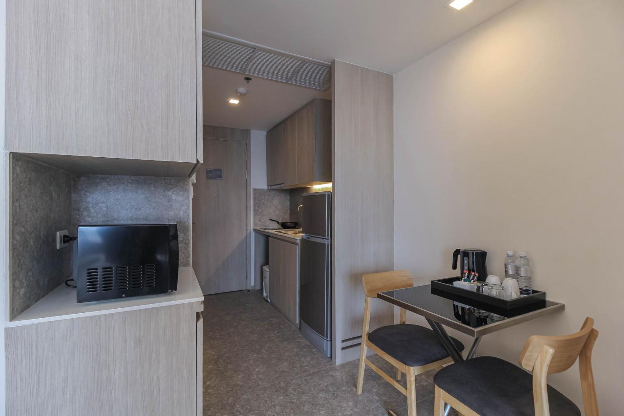茉莉花豪华公寓-Sha认证 曼谷 外观 照片 A typical studio apartment in Singapore