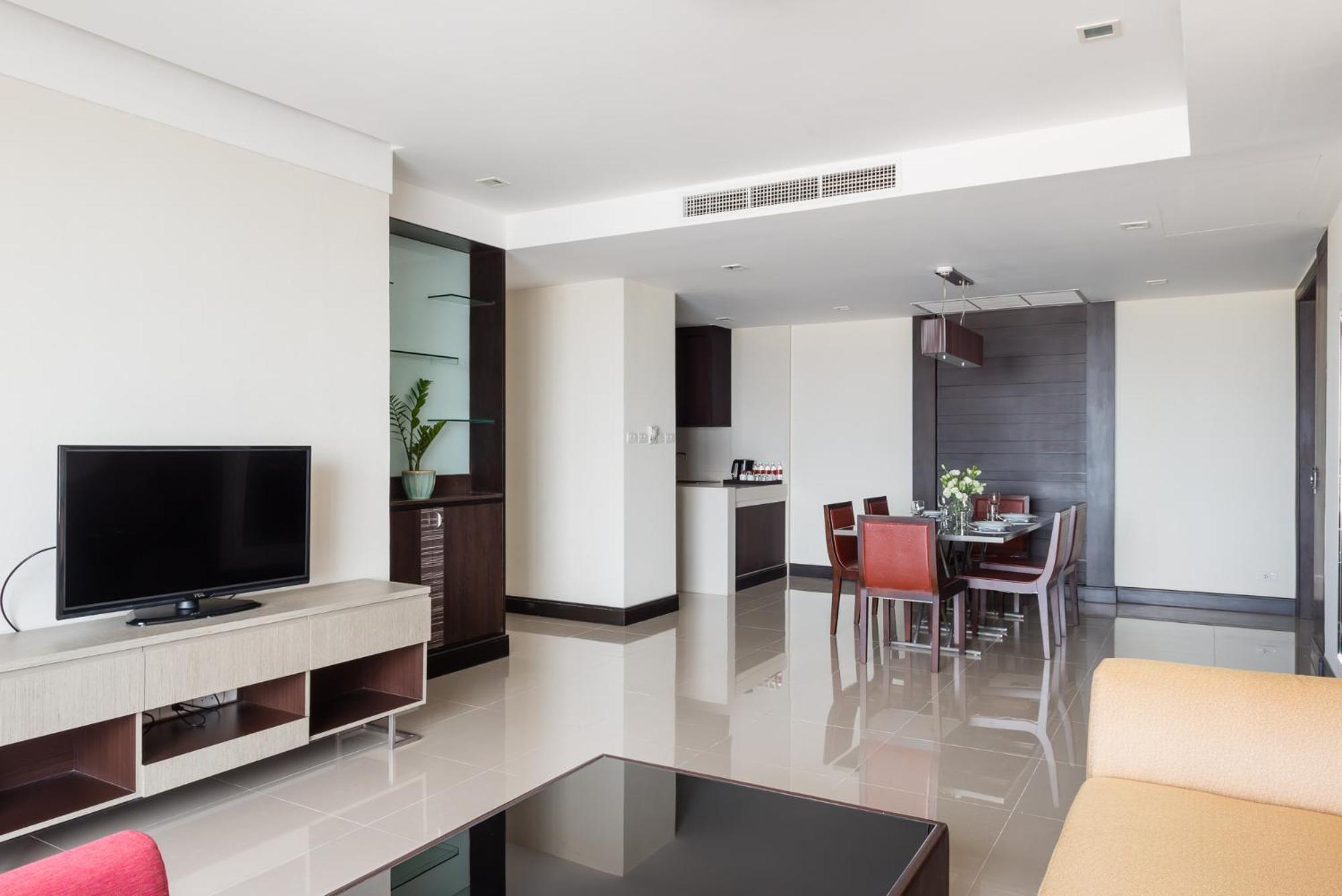 茉莉花豪华公寓-Sha认证 曼谷 客房 照片 A typical apartment interior